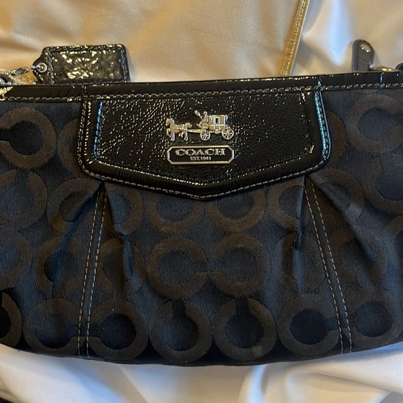 SET 2 COACH Wristlets. Beige/Gold Fabric - Gold Strap & Black Satin - BlackStrap - Picture 16 of 16